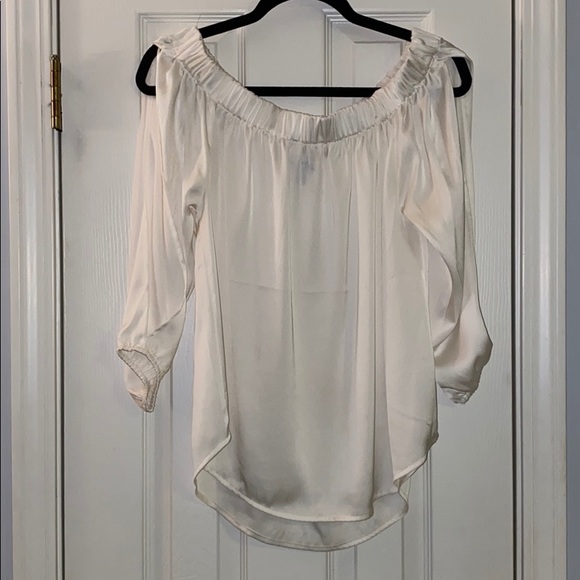 Express Tops - Silk top Express Tops - Silk top